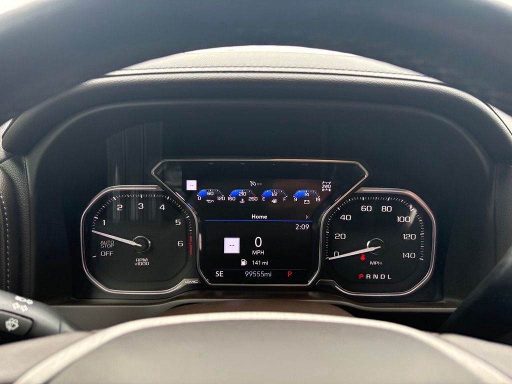 Used 2021 Onyx Black GMC Denali image 30