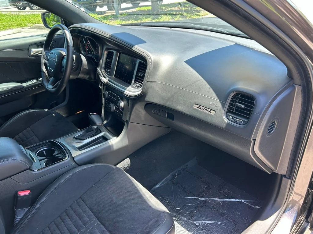 Used 2023 Granite Crystal Clearcoat Metallic Dodge R/T Scat Pack image 43