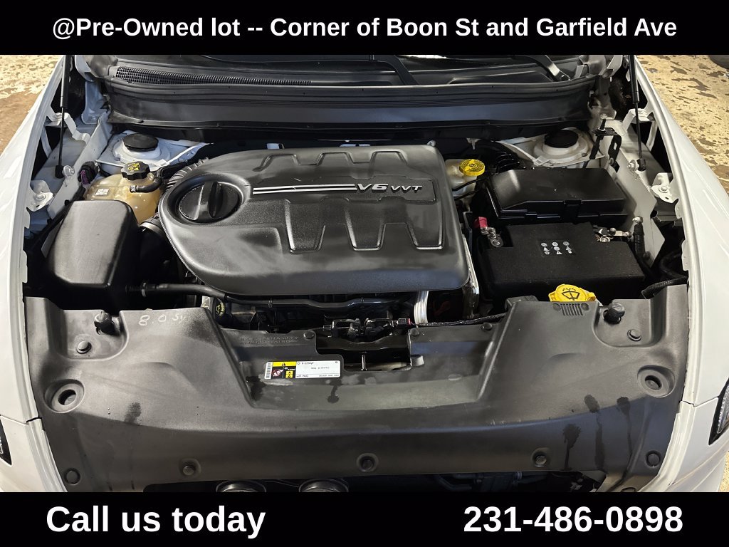 Used 2015 White Jeep Limited image 10