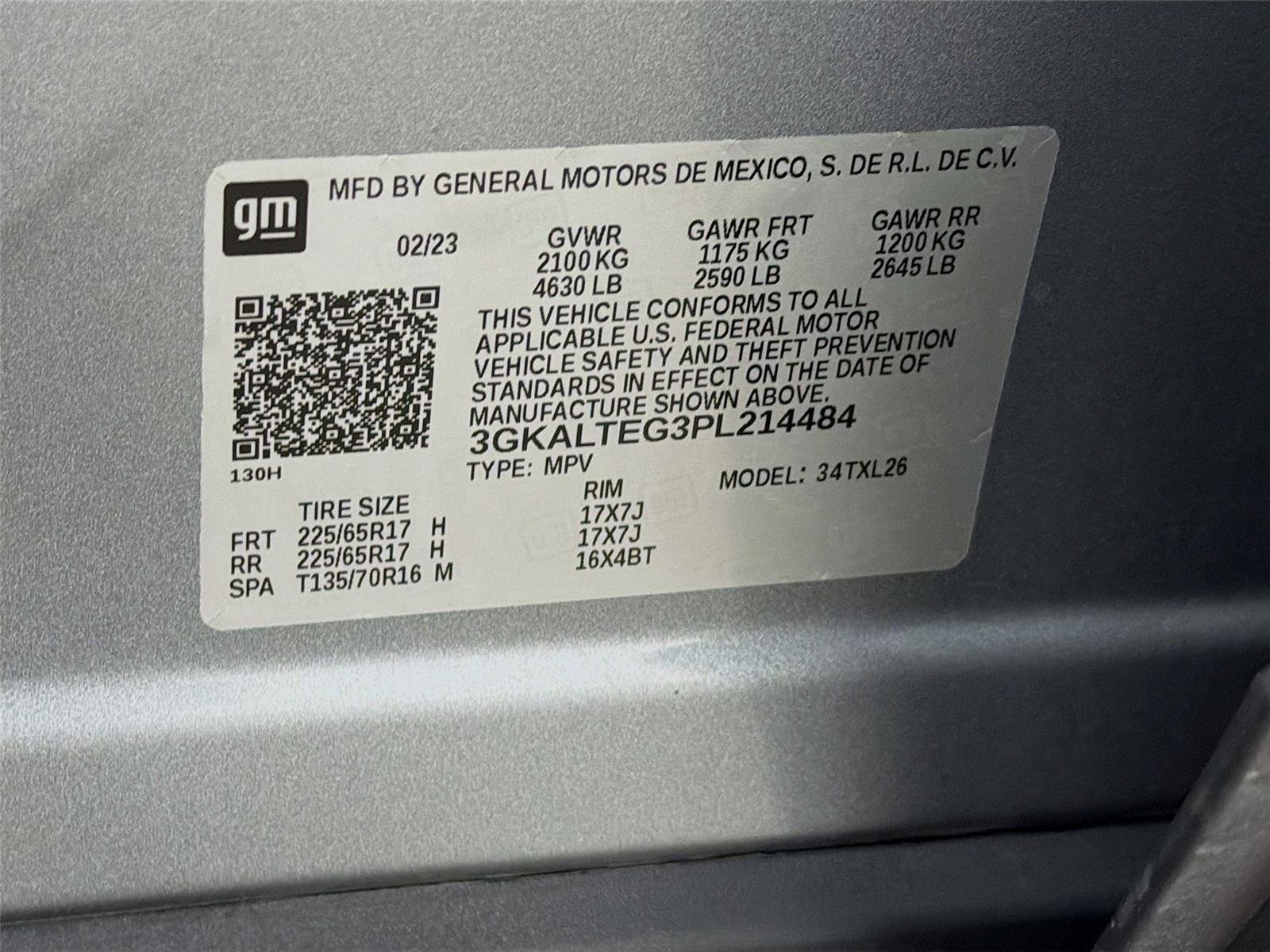 Used 2023 Sterling Metallic GMC SLE image 40