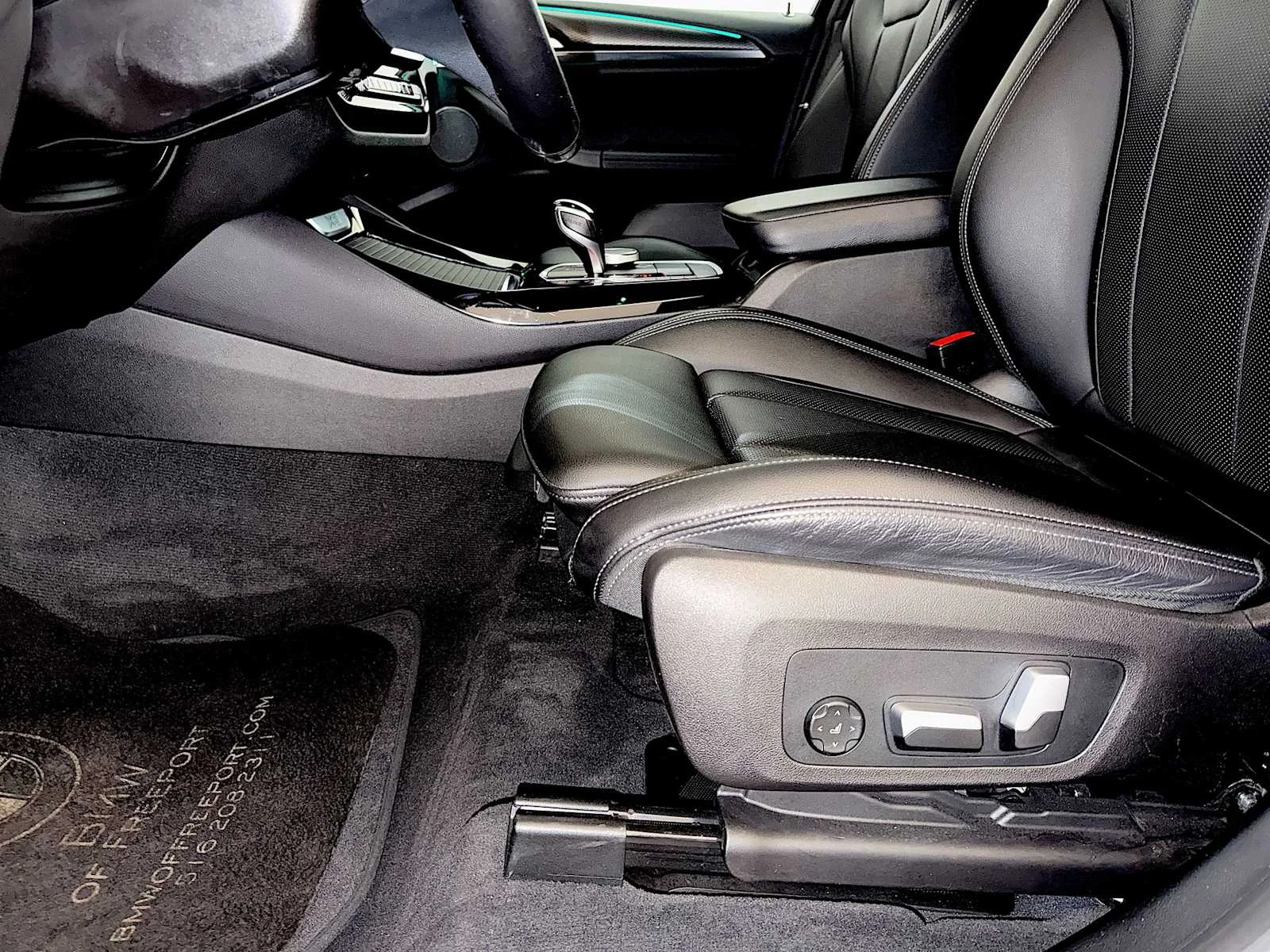 Certified Used 2024 Brooklyn Grey Metallic BMW xDrive30i image 10
