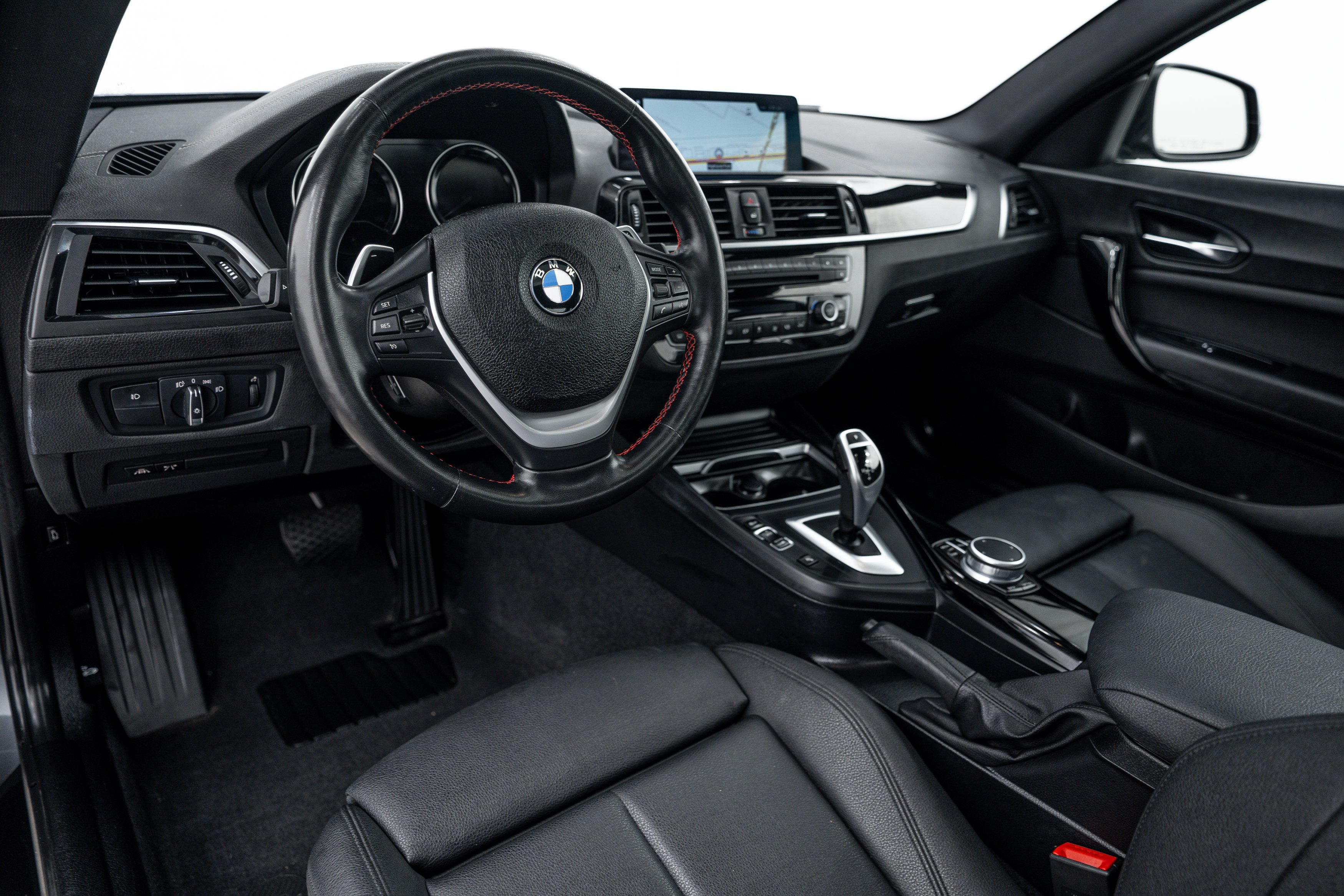 Used 2020 Mineral Grey Metallic BMW 230i xDrive image 8