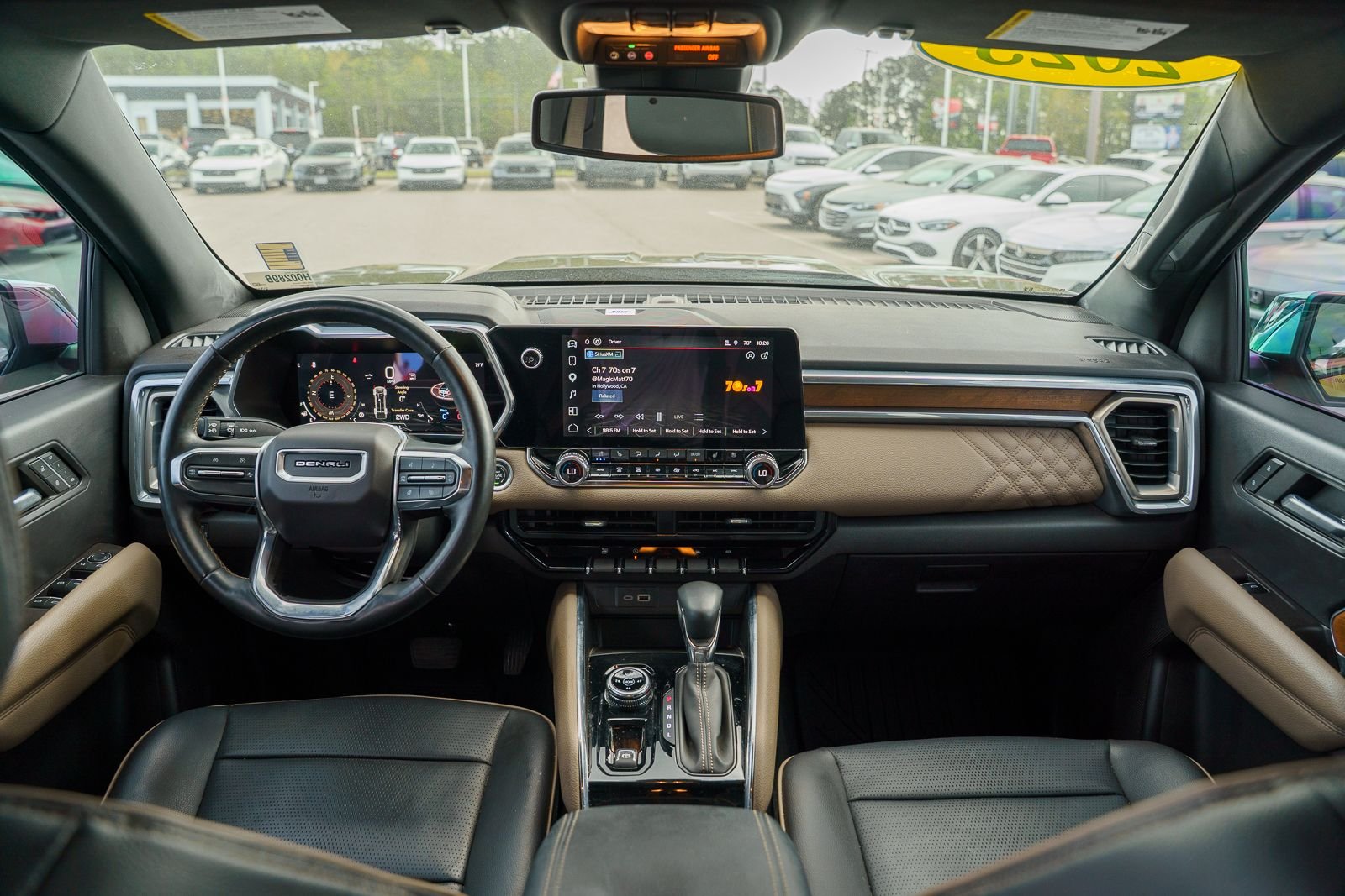 2023 GMC Canyon Denali - Photo 29