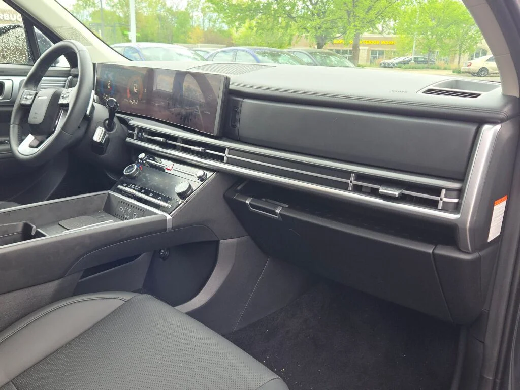 Used 2026 Gray Hyundai SEL image 7