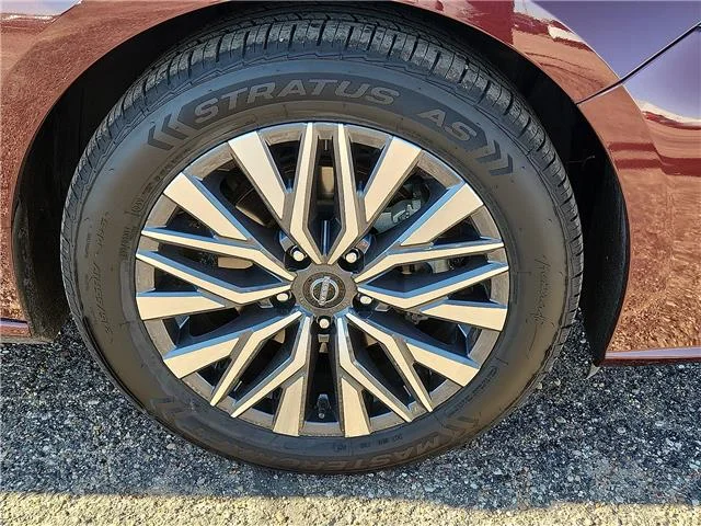 Used 2025 Red Nissan SV image 7