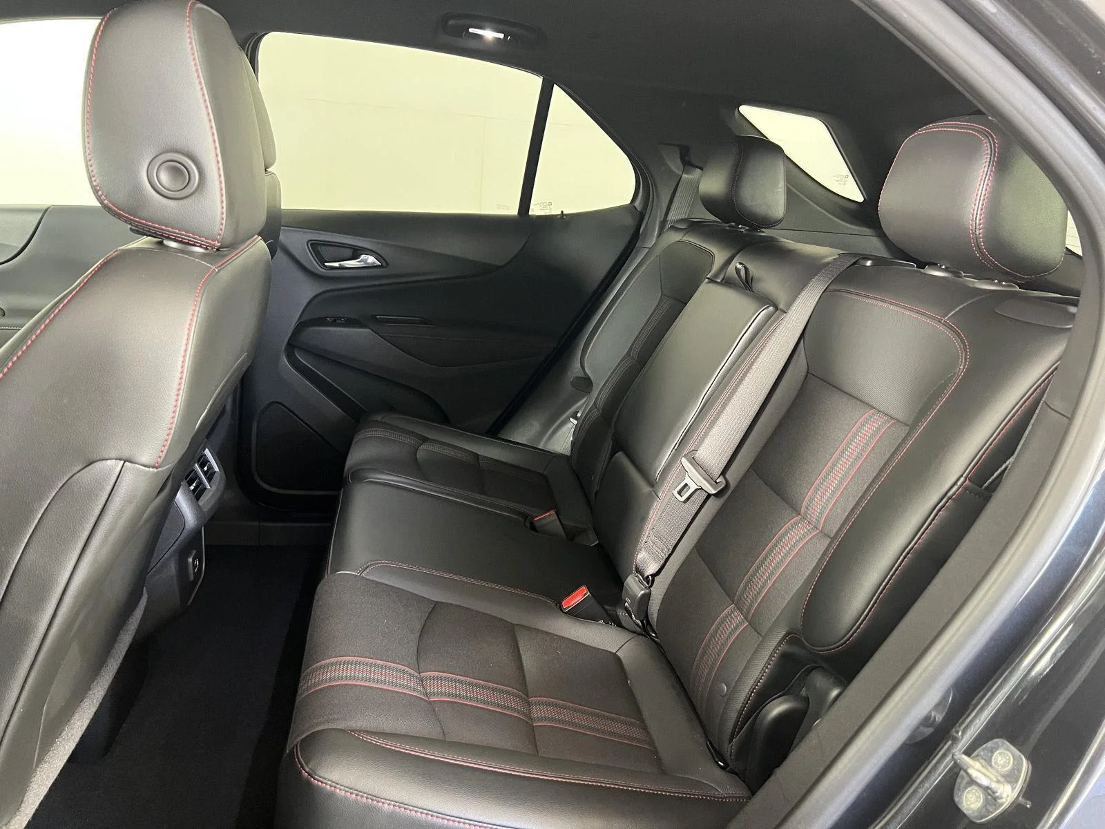 Used 2022 Iron Gray Metallic Chevrolet RS image 17
