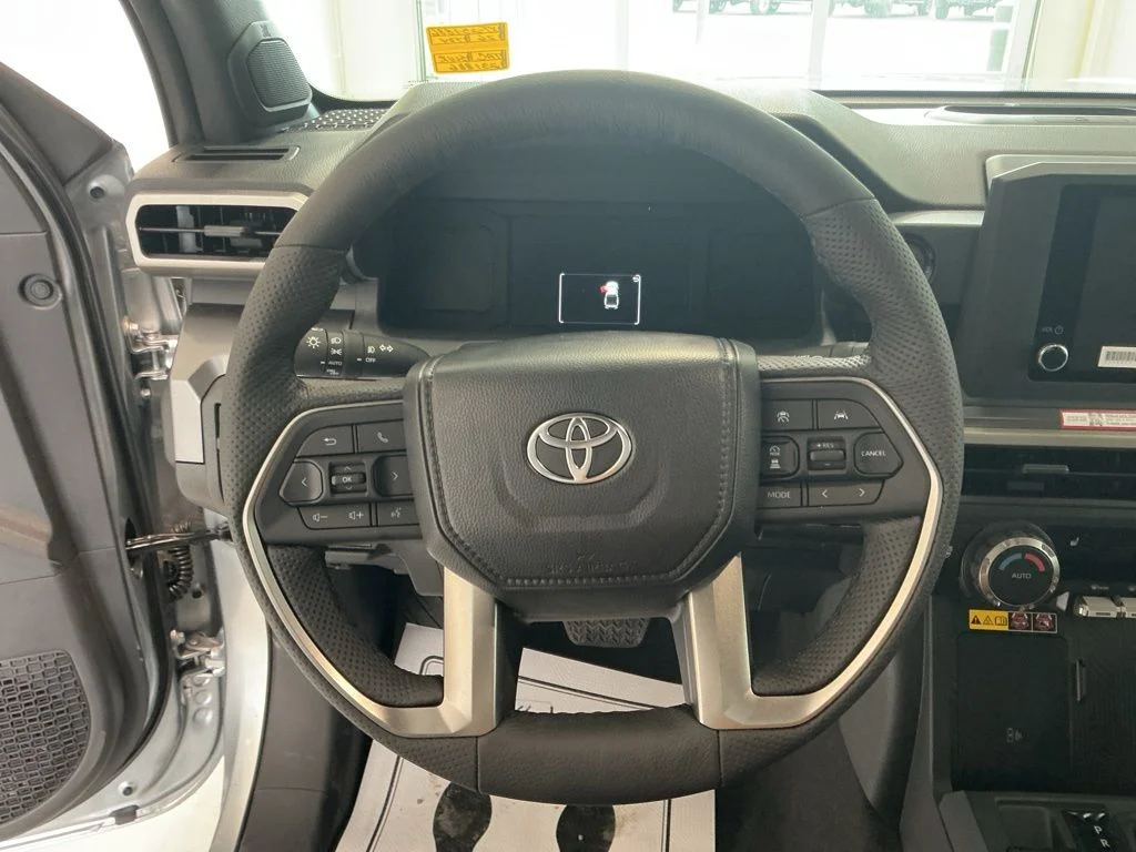 2026 Toyota Tacoma SR5 - Photo 14