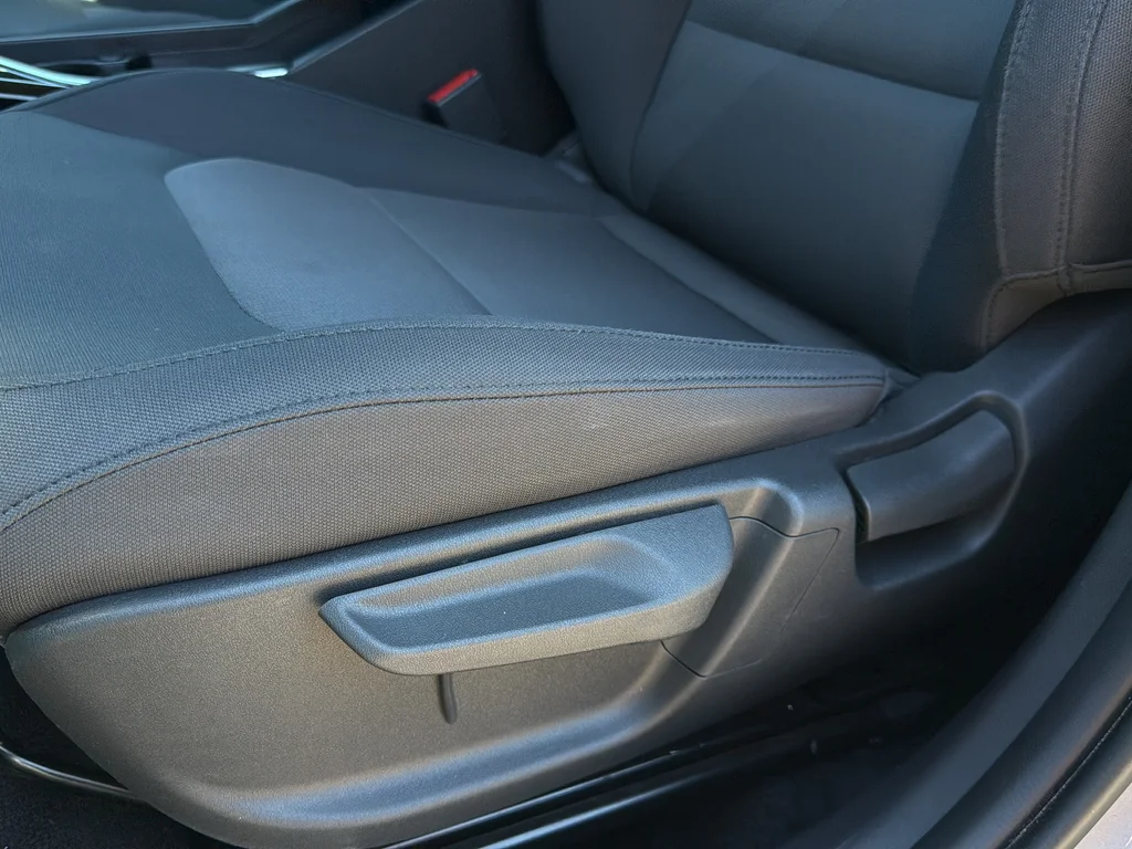 Used 2025 Steel Gray Kia LX image 10