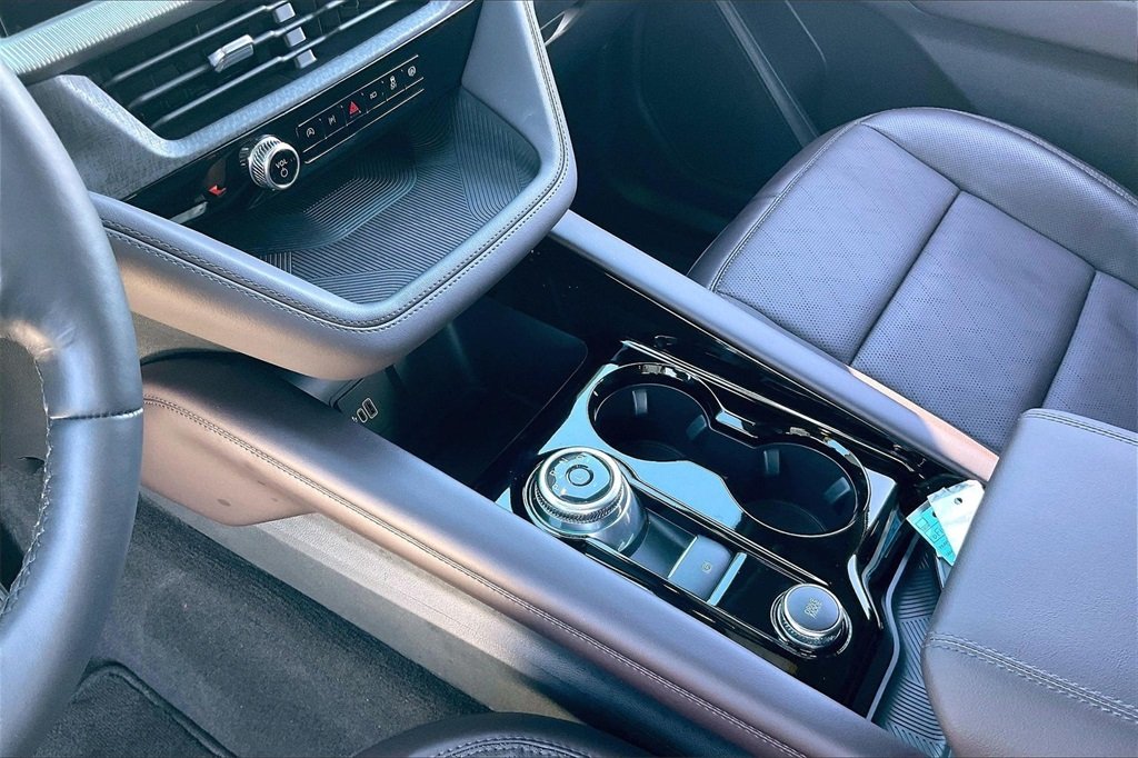 2026 FORD EXPLORER - Image 14