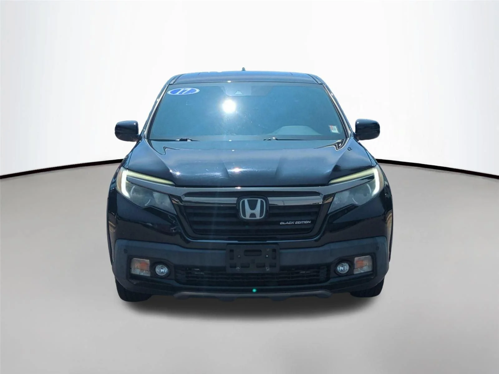 Used 2017 Crystal Black Pearl Honda Black Edition image 8
