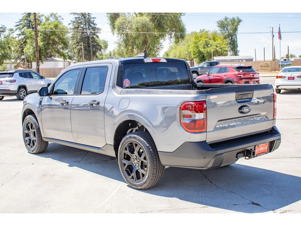Used 2025 Carbonized Gray Metallic Ford XLT image 6