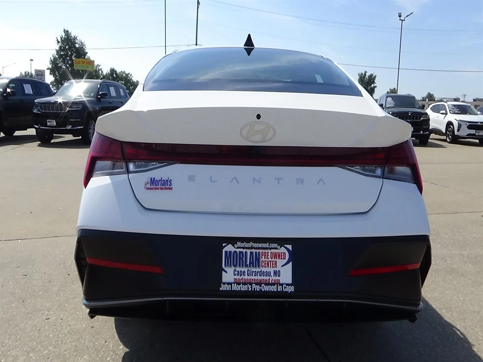 Certified Used 2025 Serenity White Pearl (w6h) Hyundai SEL Convenience image 7