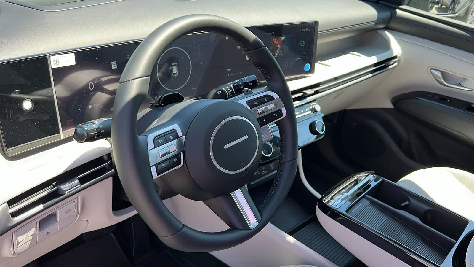 2025 Hyundai Tucson Limited - Photo 10