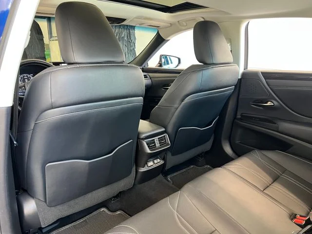 Used 2020 Nightfall Mica Lexus 350 Luxury image 40