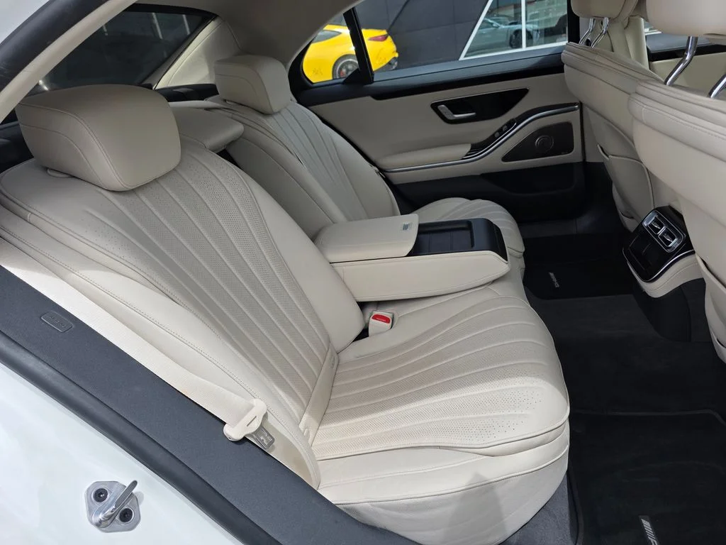 Used 2023 White Mercedes-Benz S 500 image 15