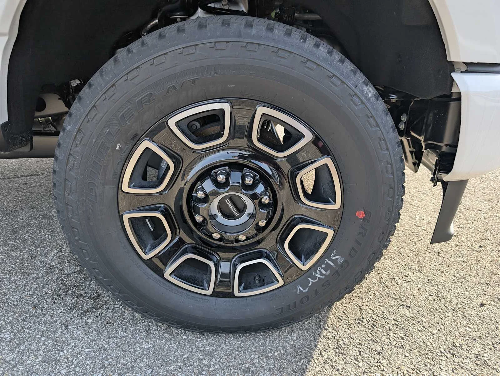 New 2026 Star White Metallic Tri-Coat Ford F-250® Platinum® image 3