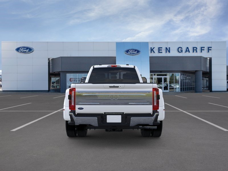 New 2026 Star White Metallic Tri-Coat Ford Platinum image 5