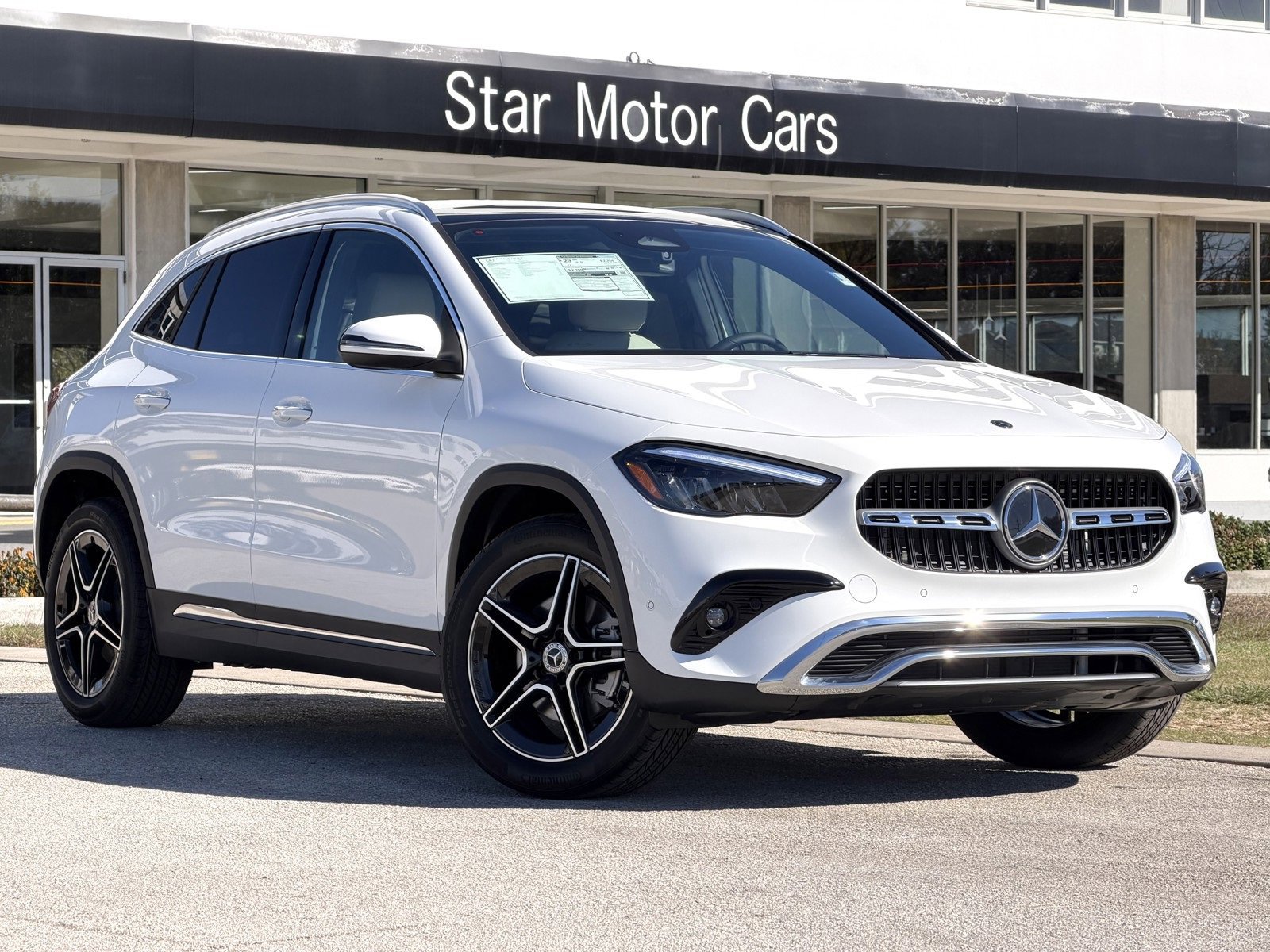 New 2026 Polar White Mercedes-Benz GLA 250 image 25