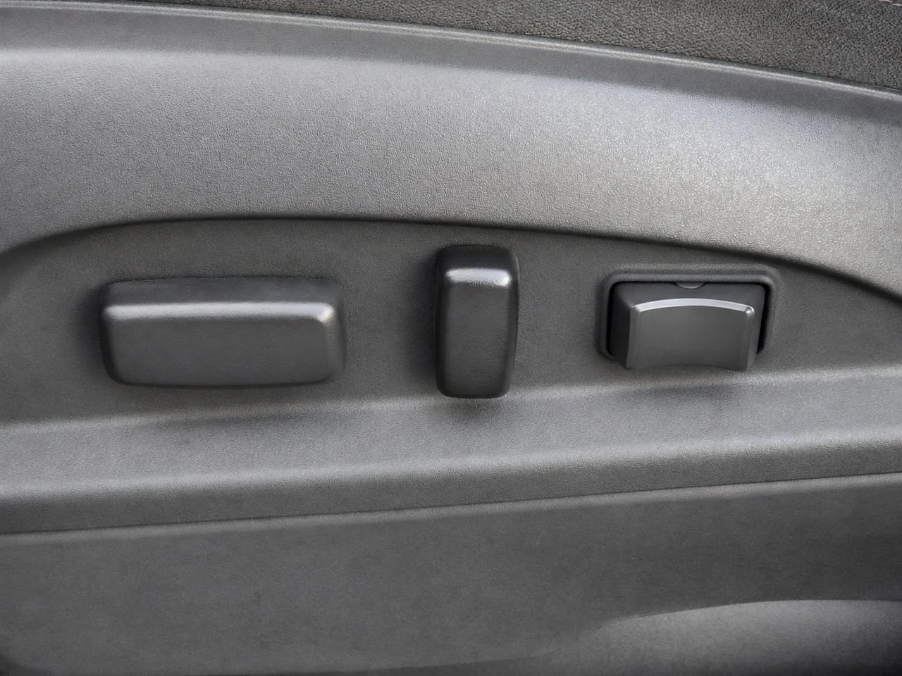 Used 2015 Sea Grass Chevrolet LT w/1LT image 14