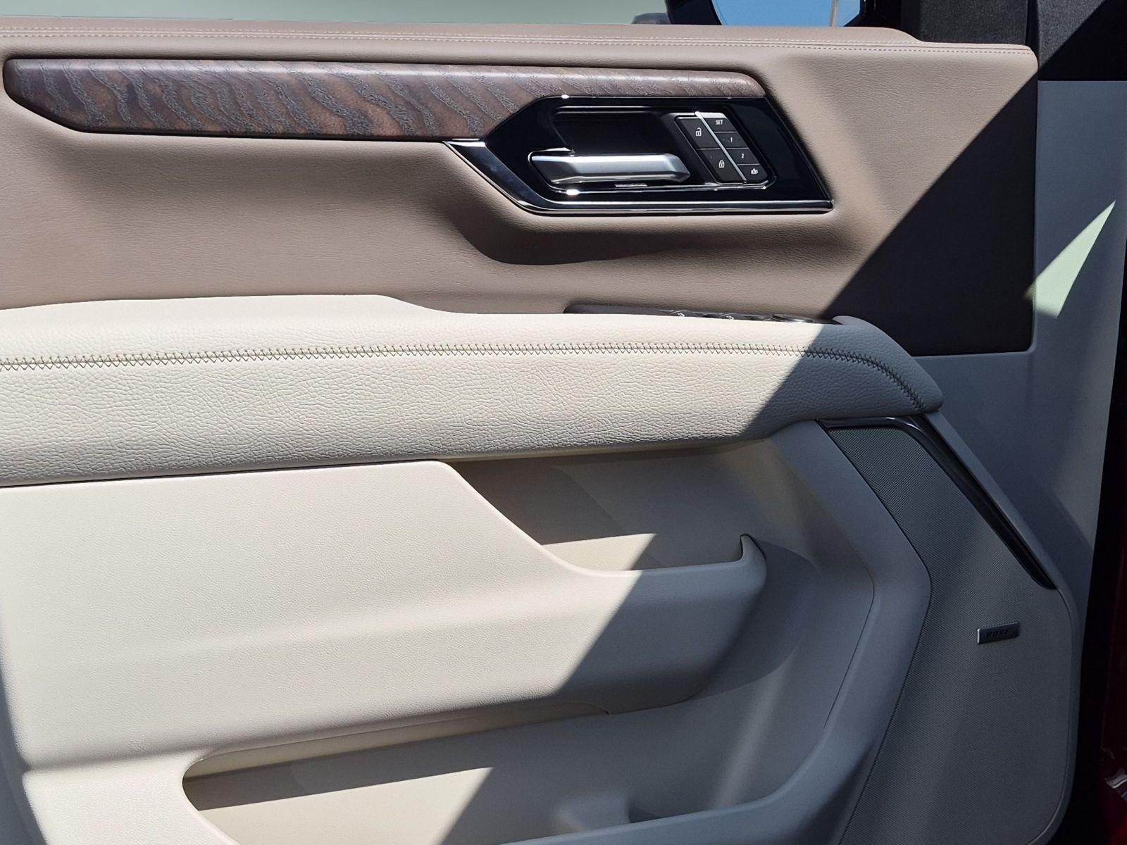 2026 GMC Yukon XL Denali - Photo 20