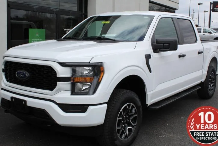 Used 2023 White Ford XL image 1