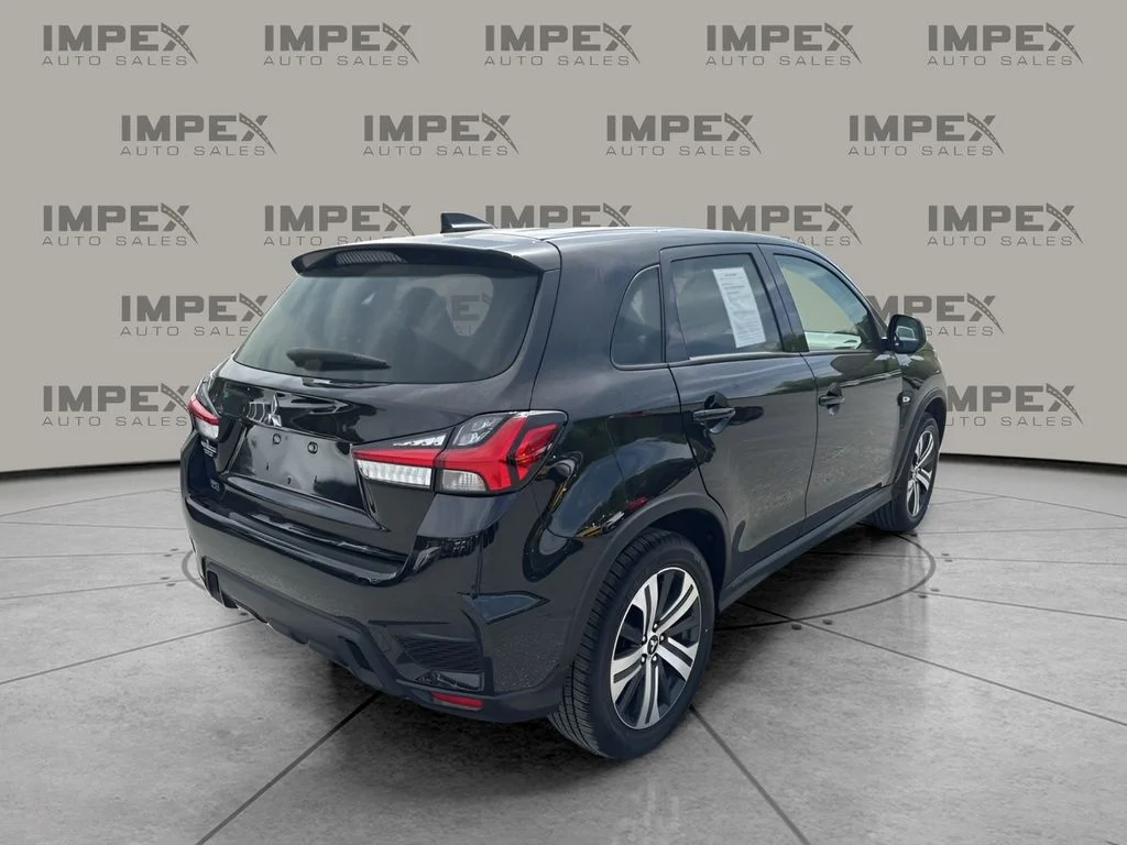 Used 2024 Black Mitsubishi 2.0 ES image 5
