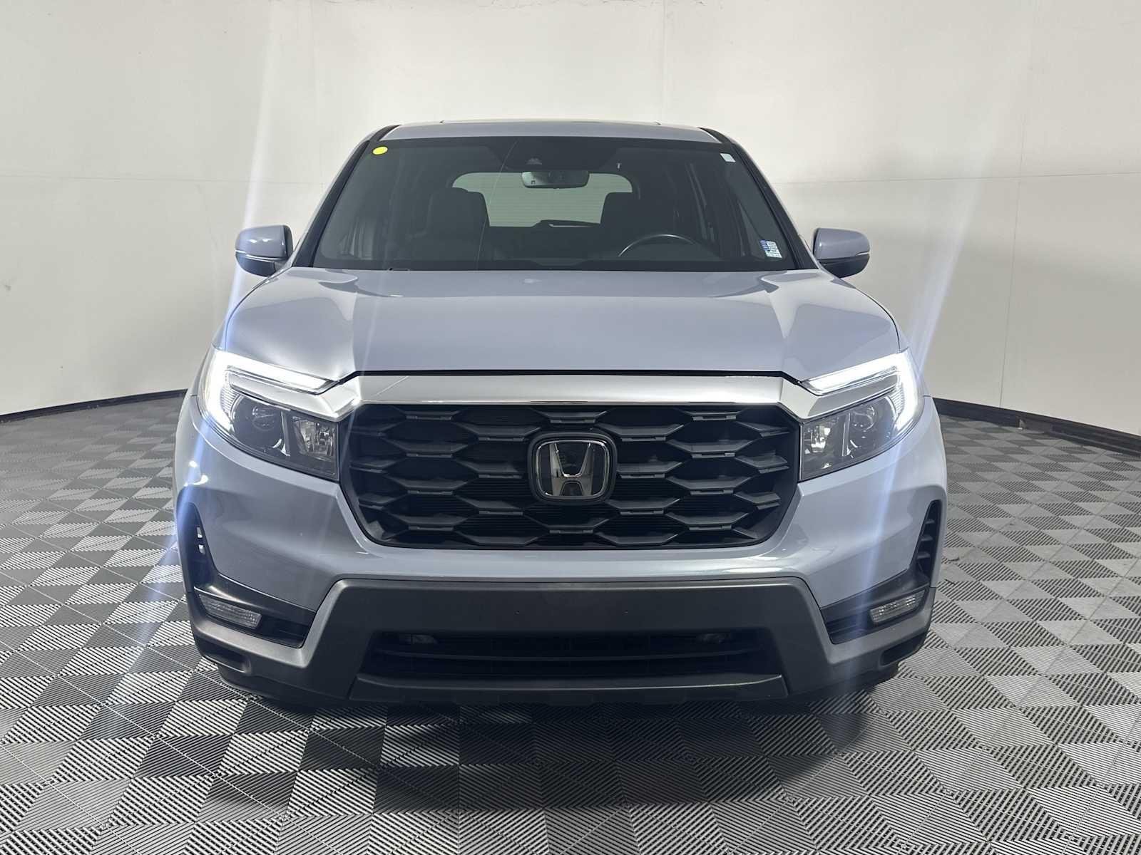 Used 2023 Sonic Gray Pearl Honda EX-L image 2