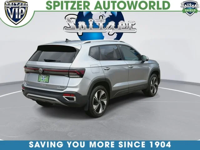 Used 2025 Silver Volkswagen 1.5T SE image 9