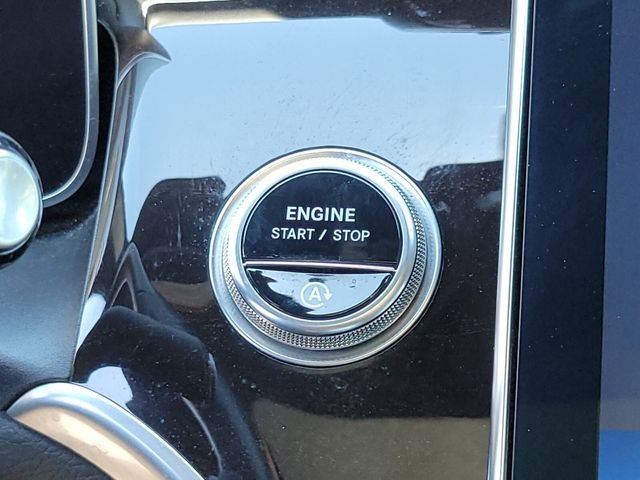 Certified Used 2023  Mercedes-Benz GLC 300 image 23
