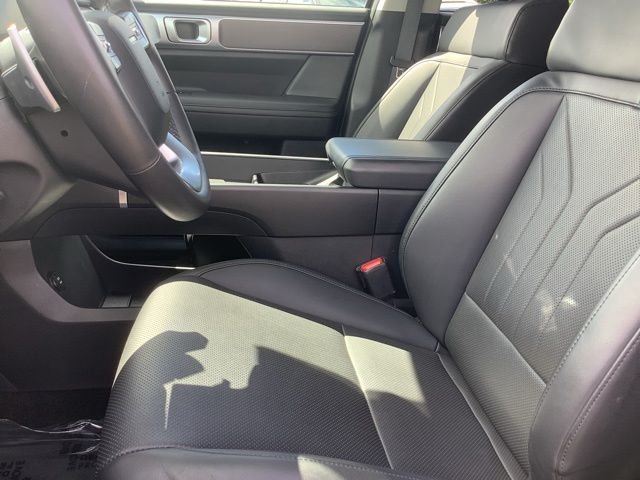 Certified Used 2024 Phantom Black Hyundai SEL image 19