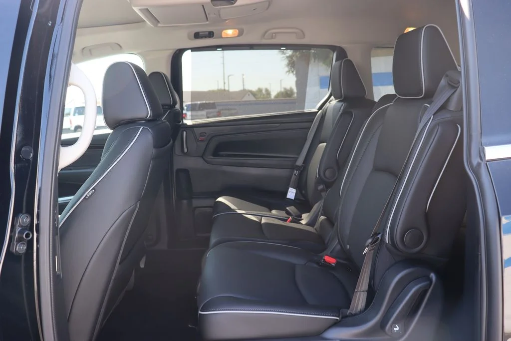 2026 Honda Odyssey Elite - Photo 11