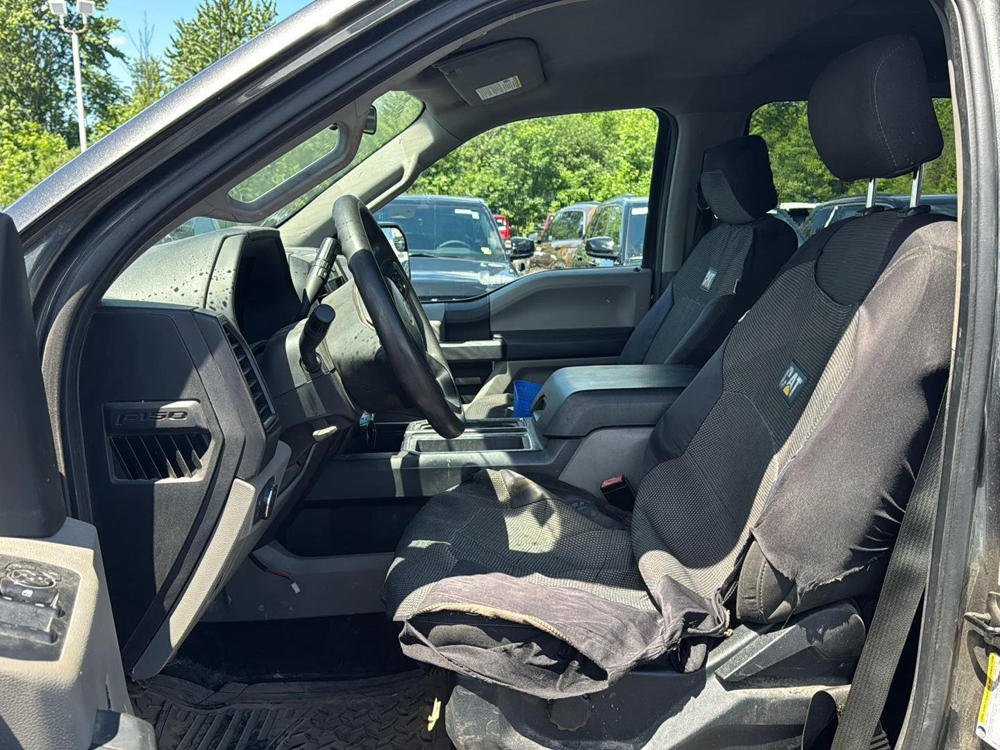 Used 2018 Magnetic Ford XL image 2