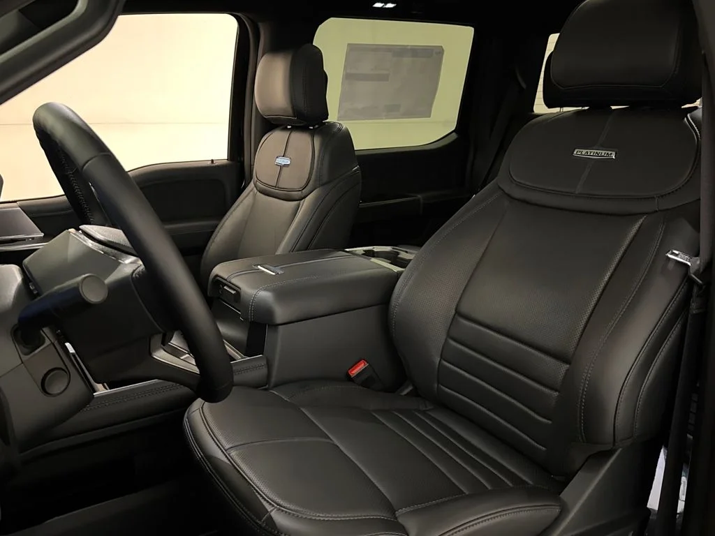 New 2026 Black Ford Platinum image 28