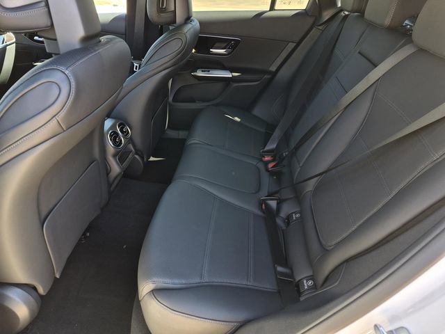 New 2026 Polar White Mercedes-Benz GLC 300 image 48