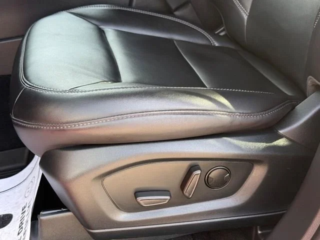 2023 Ford Explorer XLT - Photo 27