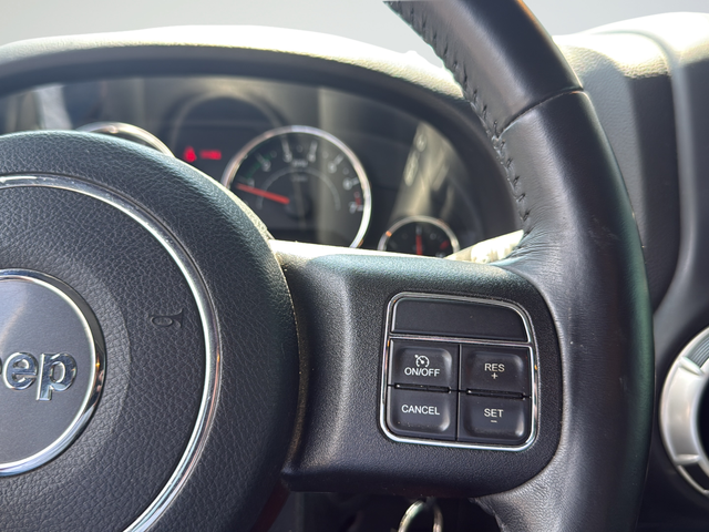 Used 2017 White Jeep Unlimited Sahara image 17