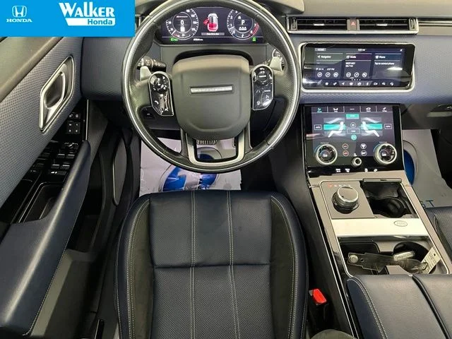 Used 2019 Black Land Rover SE R-Dynamic image 32