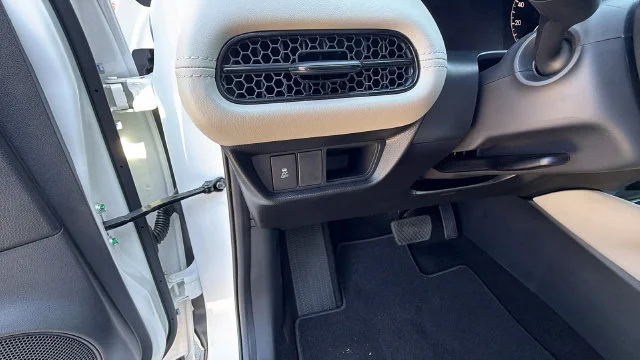 2026 Honda HR-V LX - Photo 30