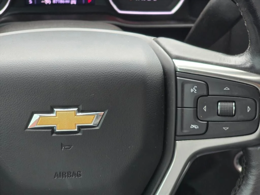 Used 2020 White Chevrolet LT image 16