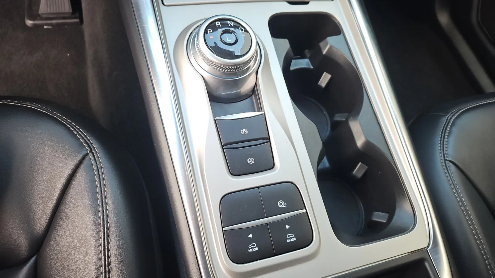 Used 2023 White Ford XLT image 24