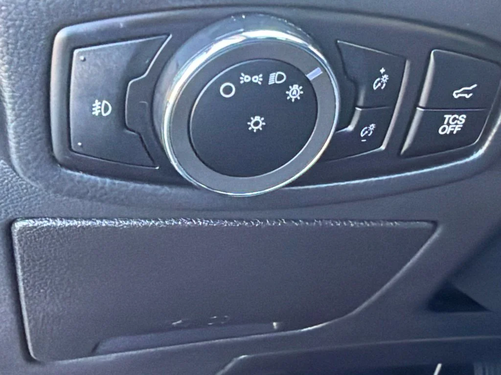 Used 2024 Carbonized Gray Metallic Ford SEL image 27
