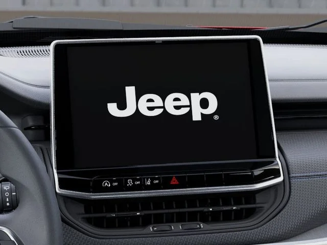 New 2026 Red Hot Pearlcoat Jeep Latitude image 19