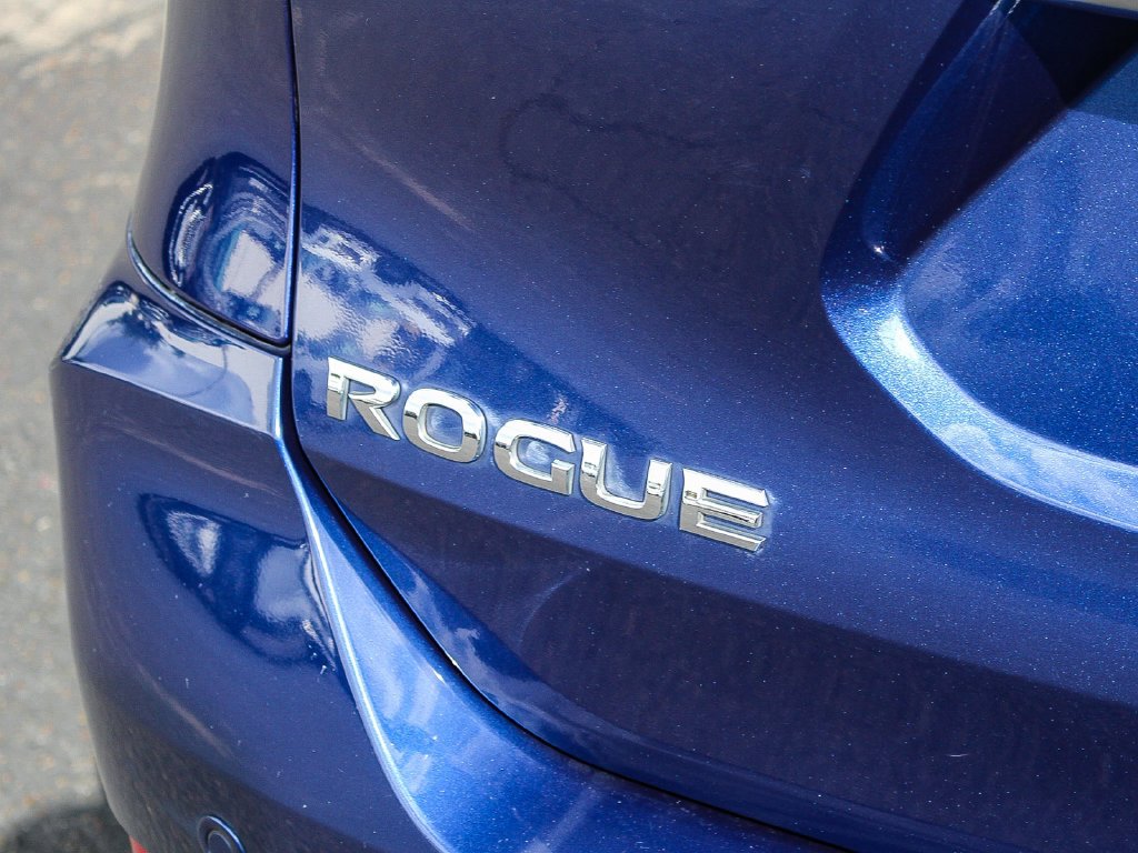 Used 2019 Blue Nissan Hybrid SL image 11