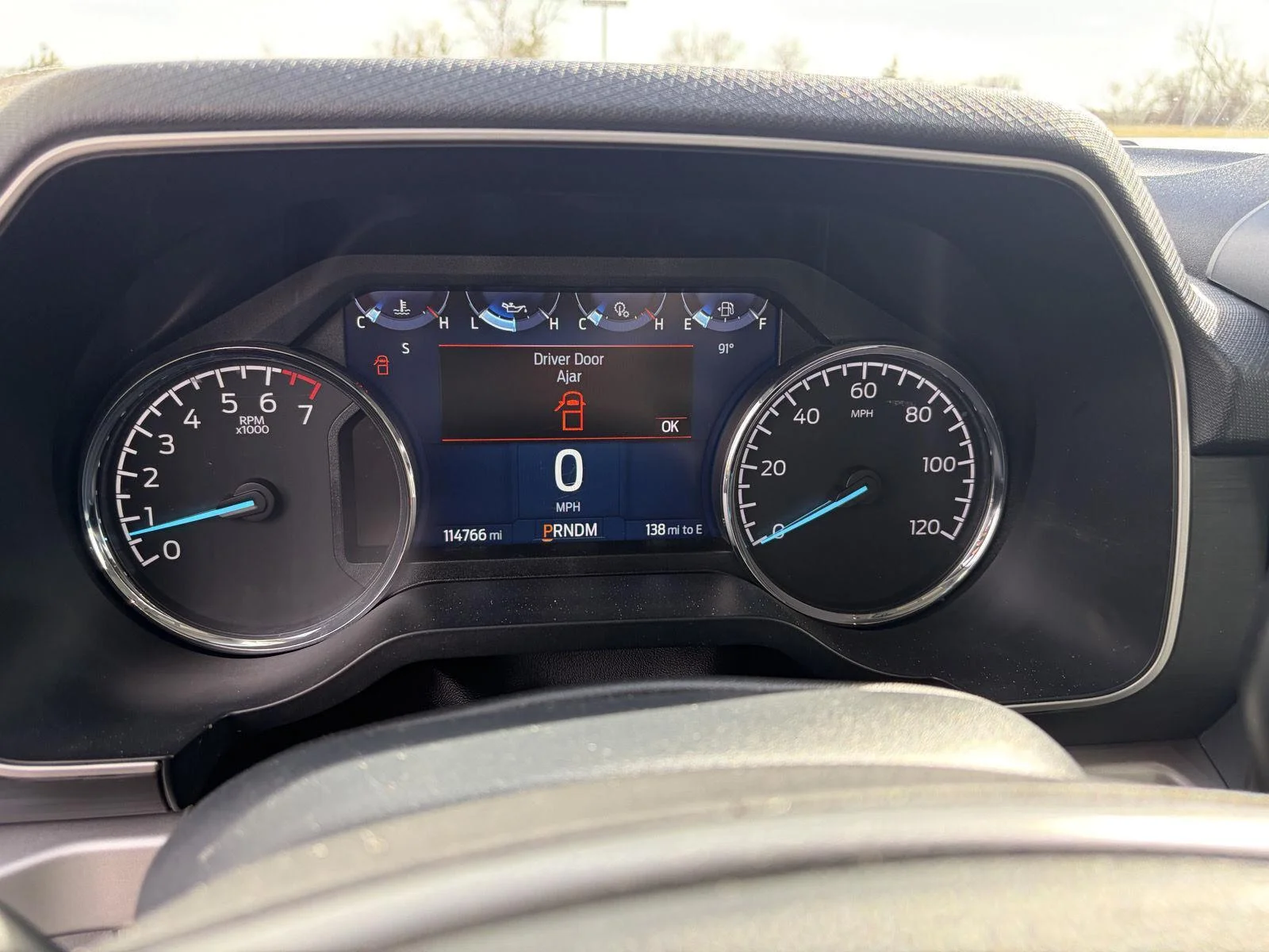 Used 2022  Ford XL image 12