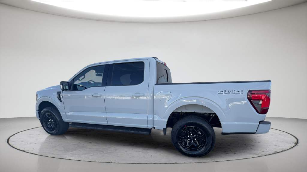 New 2026 Avalanche Ford XLT image 10