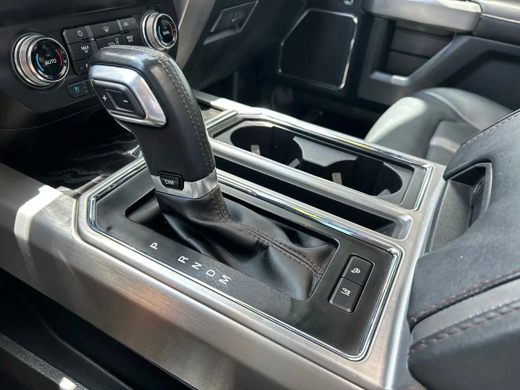 Used 2019 Black Metallic Ford Platinum image 38