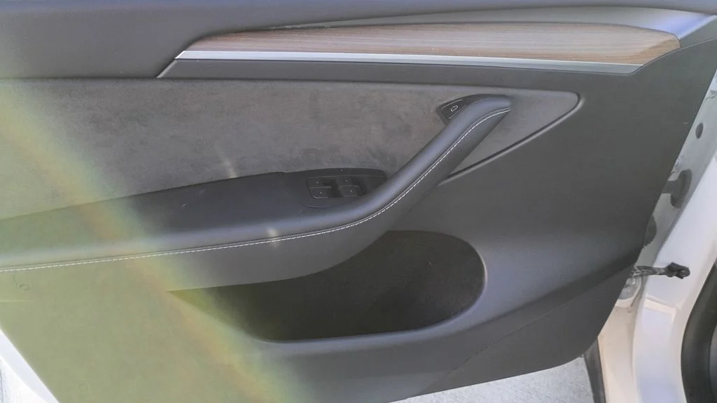 Used 2023 White Tesla Long Range image 14