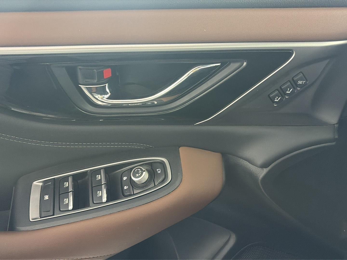 Used 2020 Magnetite Gray Metallic Subaru Touring image 13