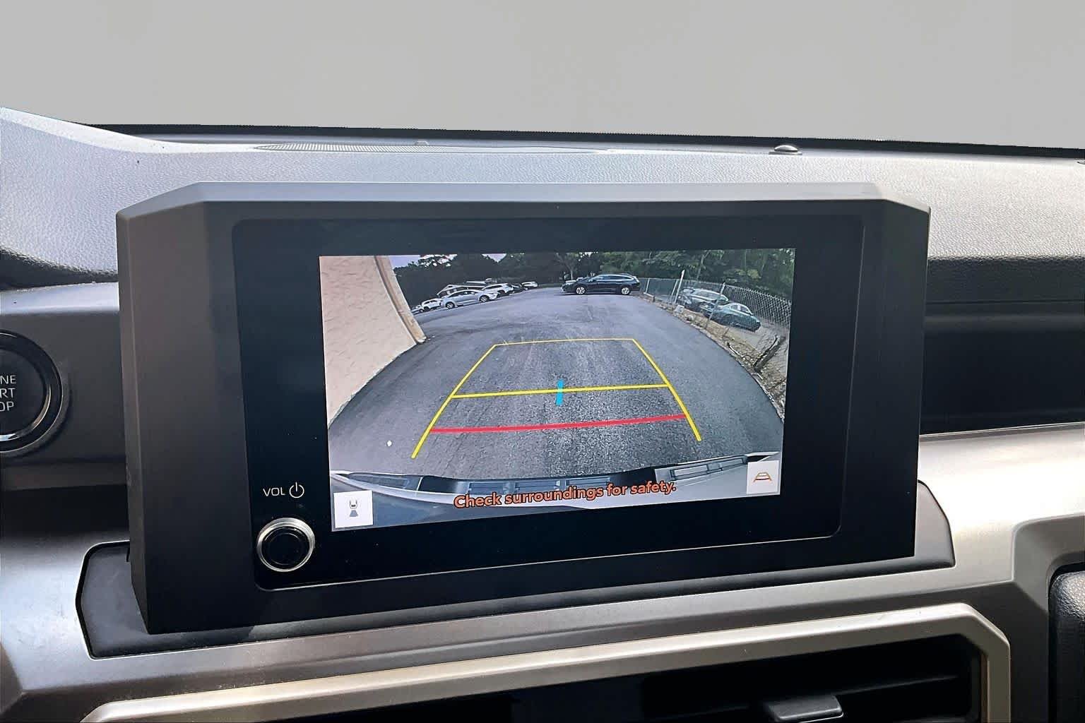 Used 2024 Ice Cap Toyota SR5 image 27