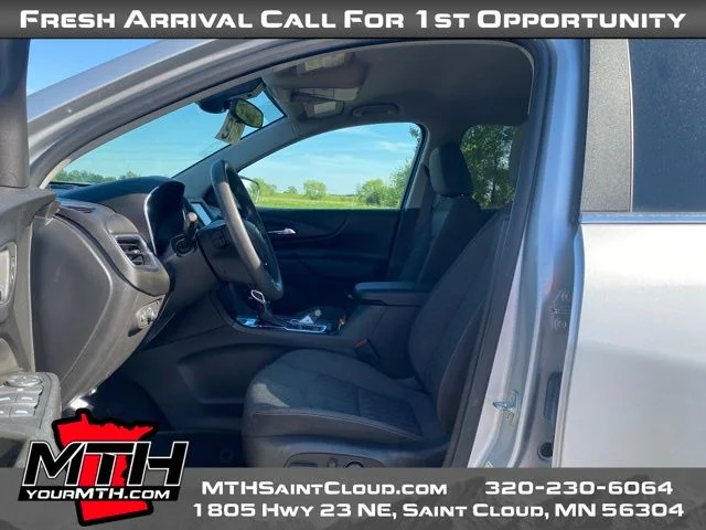 Used 2022 Silver Chevrolet LT image 9